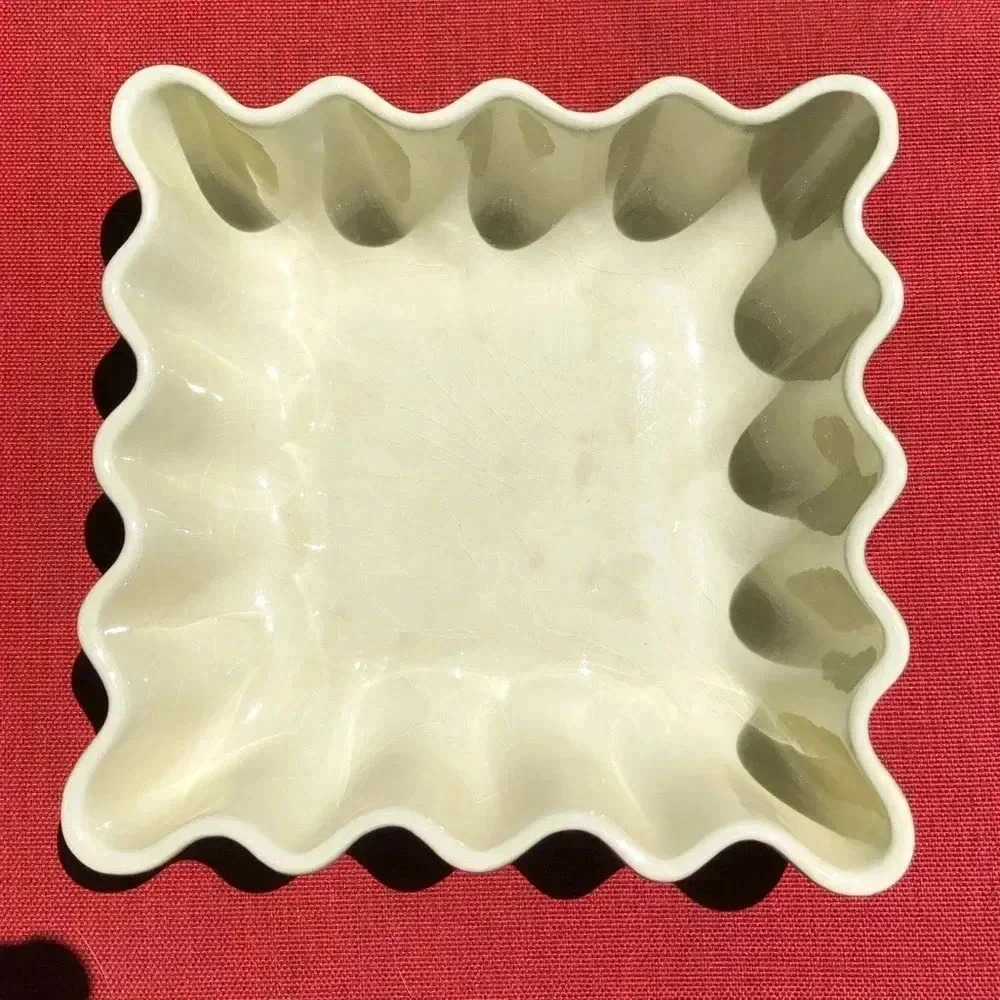 Weil Ware California Pottery Scalloped Edge Dish